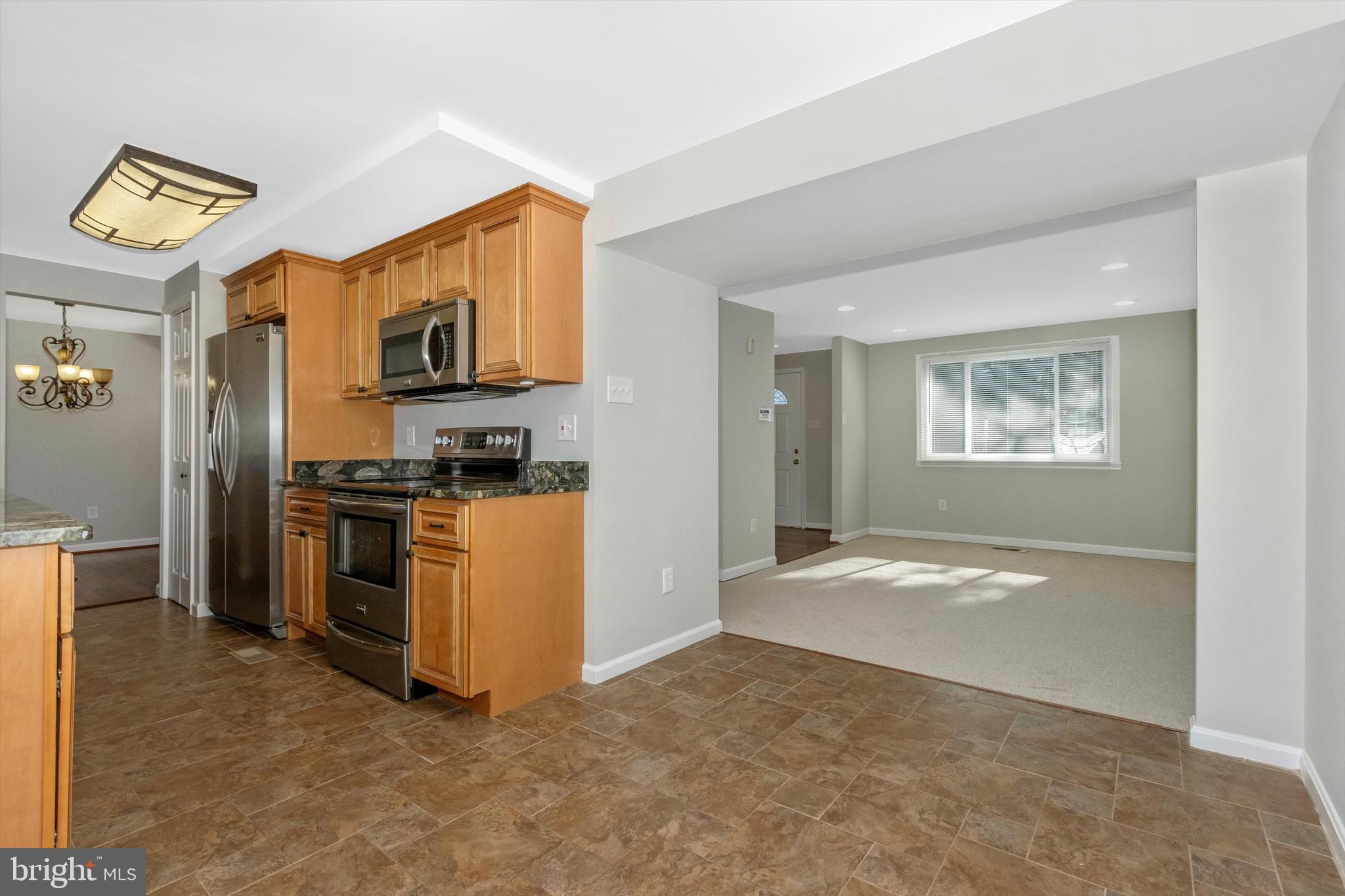 8559 Winands Road Randallstown, MD 21133 - Photo 17 of 44 Kitchen