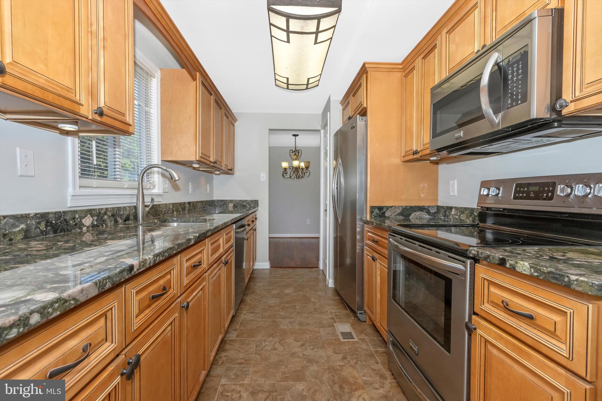 8559 Winands Road Randallstown, MD 21133 - Photo 19 of 44 Kitchen