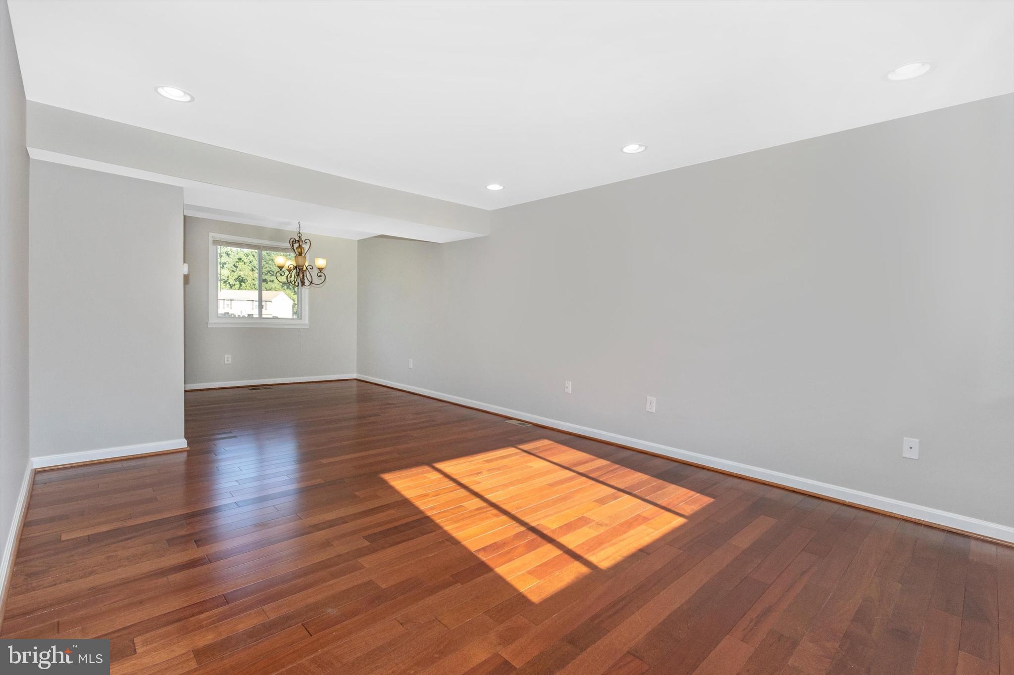 8559 Winands Road Randallstown, MD 21133 - Photo 5 of 44 Living Room