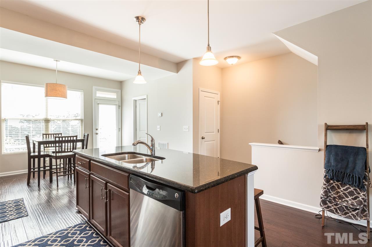 1404 Crafton Way Raleigh, NC 27607 - Photo 14 of 28