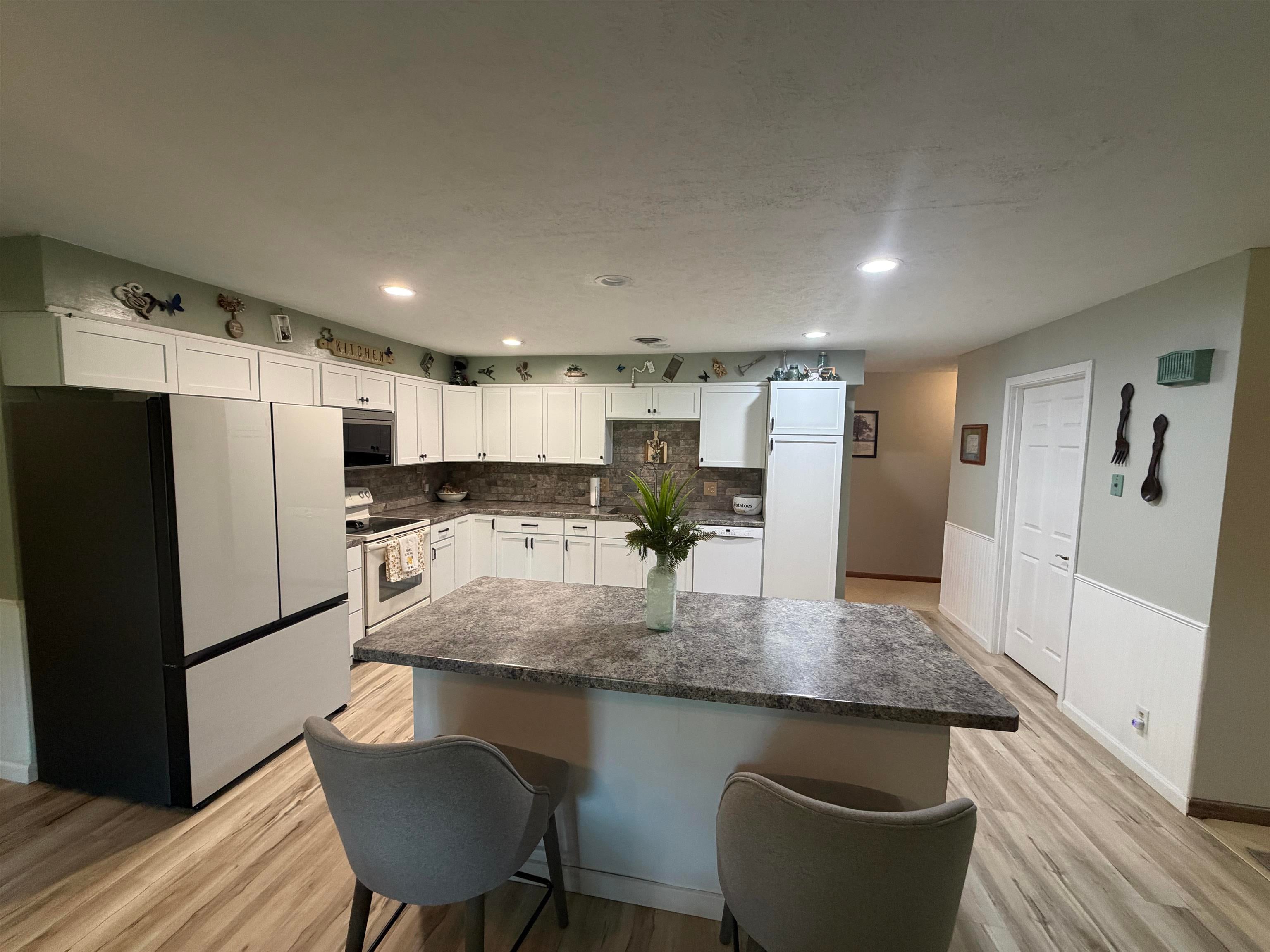 201 Sherwood Road Norfolk, NE 68701 - Photo 12 of 49 Gallery Image 12