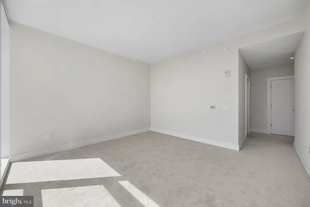 $1,395,000 | 301 South Broad Street, Unit 1902, Philadelphia, PA 19107