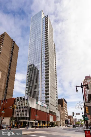 $1,395,000 | 301 South Broad Street, Unit 1902, Philadelphia, PA 19107