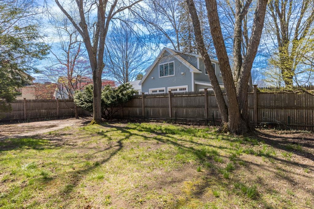 23 Gill Street Exeter, NH 03833 - Photo 12 of 41
