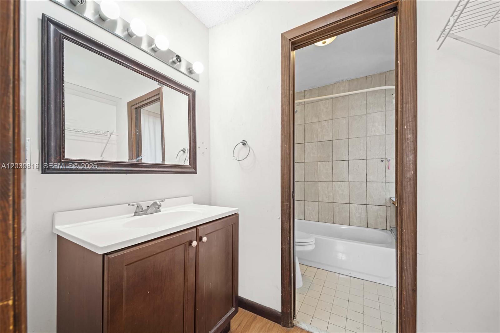 443 Northeast 38th Street Boca Raton, FL 33431 - Photo 23 of 38