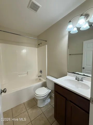 $1,000 | 112 Little Man Lane, Unit 2, Jacksonville, NC 28540