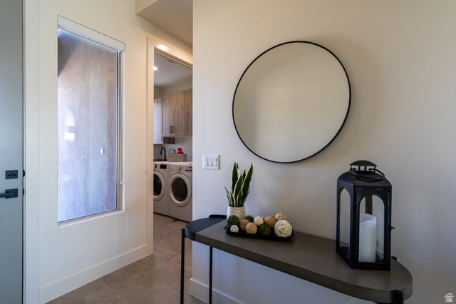 2972 West 570 North Hurricane, UT 84737 - Photo 15 of 104 Hallway featuring washer and clothes dryer and baseboards