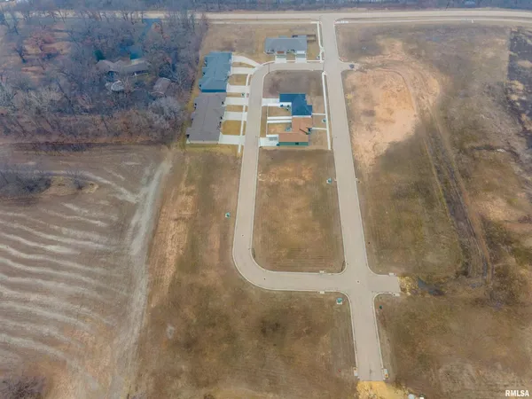 $43,000 | 2242 South Washington Boulevard, Camanche, IA 52730