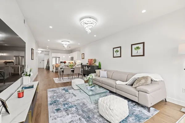 $629,000 | 9 Independence Avenue, Unit 307, Braintree, MA 02184