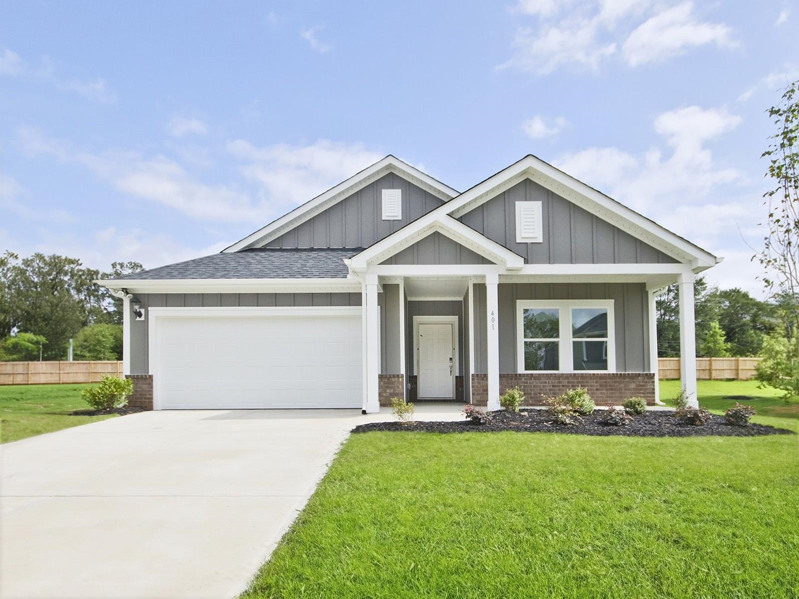 401 Roderick Lane Greenville, SC 29605 - Photo 1 of 29 Gallery Image 1