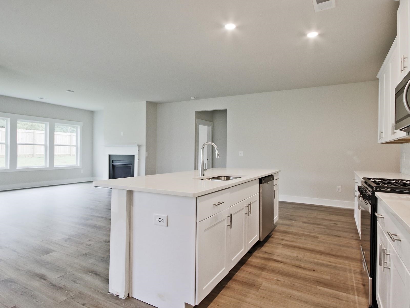 401 Roderick Lane Greenville, SC 29605 - Photo 13 of 29 Gallery Image 13