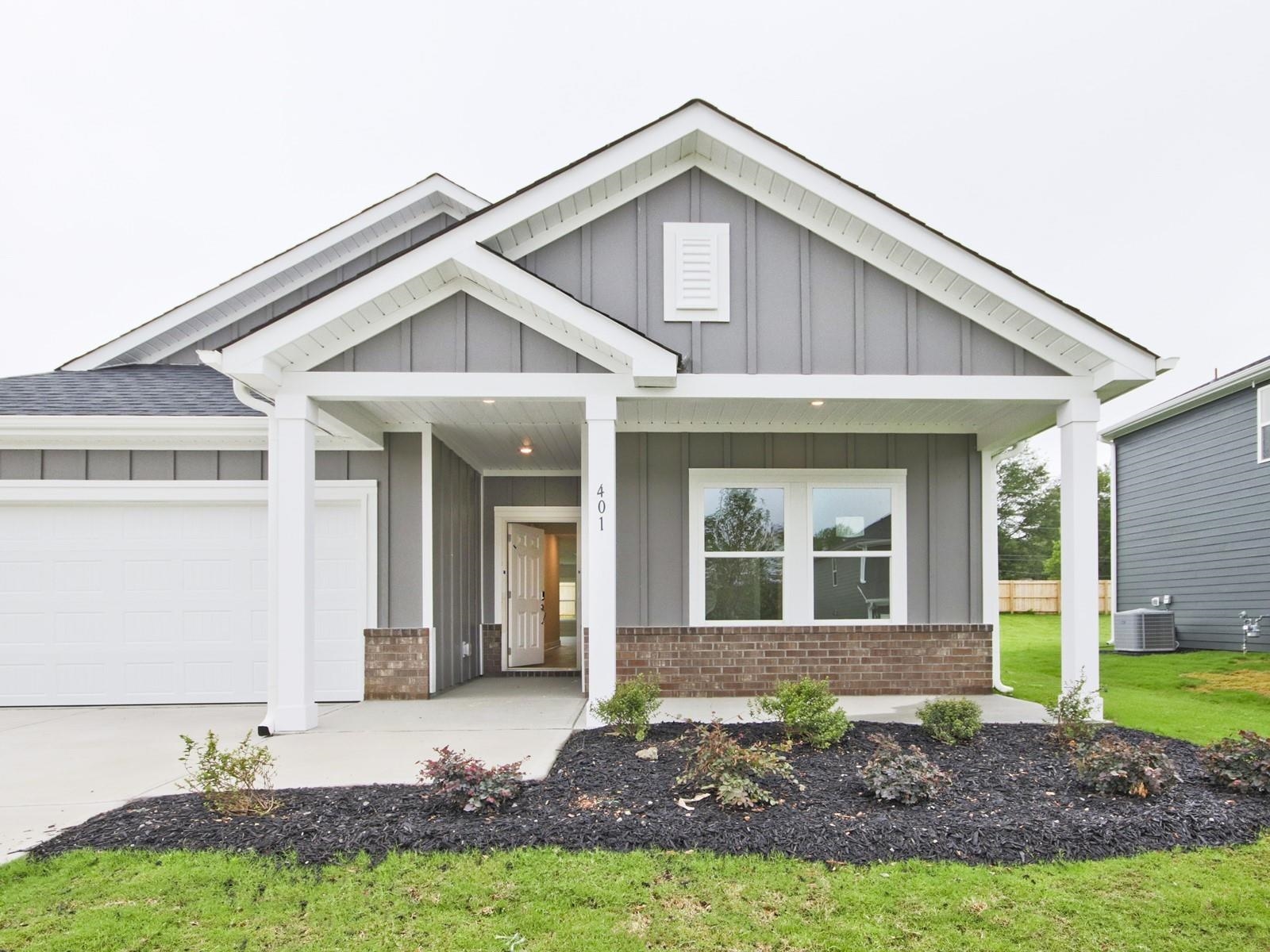 401 Roderick Lane Greenville, SC 29605 - Photo 2 of 29 Gallery Image 2