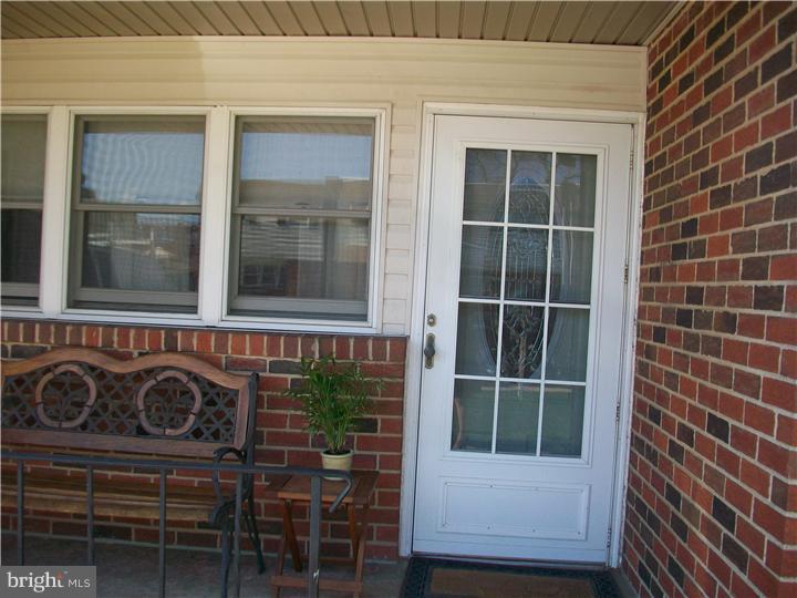 12130 Rambler Road Philadelphia, PA 19154 - Photo 3 of 21