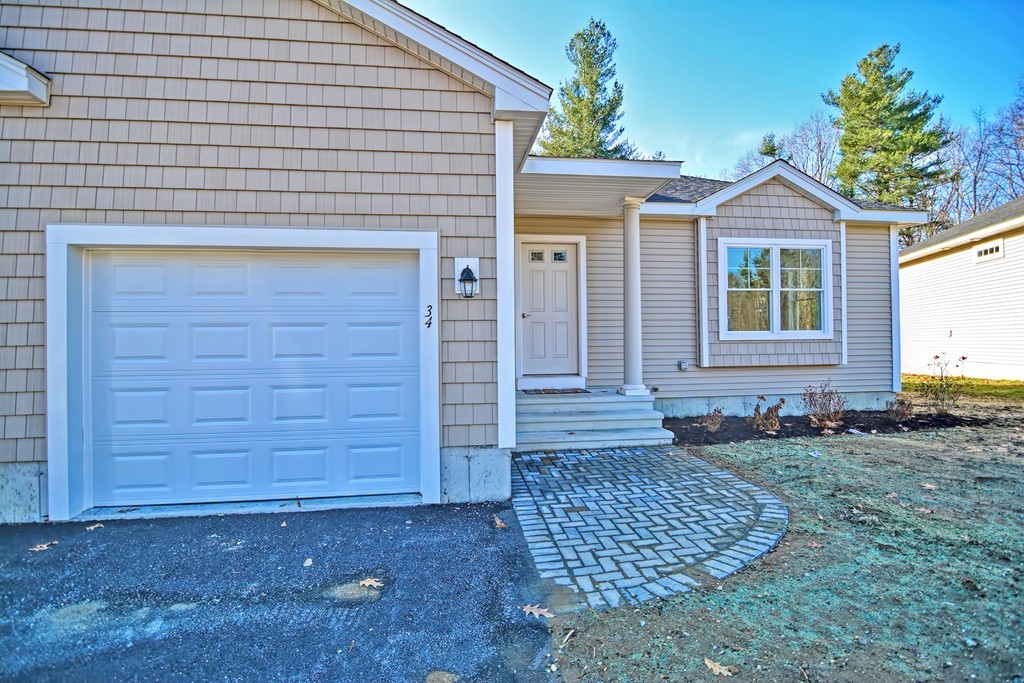 27 Village Road, Unit 27 Paxton, MA 01612 - Photo 1 of 22 Gallery Image 1