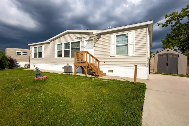 $134,500 | 123 Nasa Circle, Round Lake, IL 60073