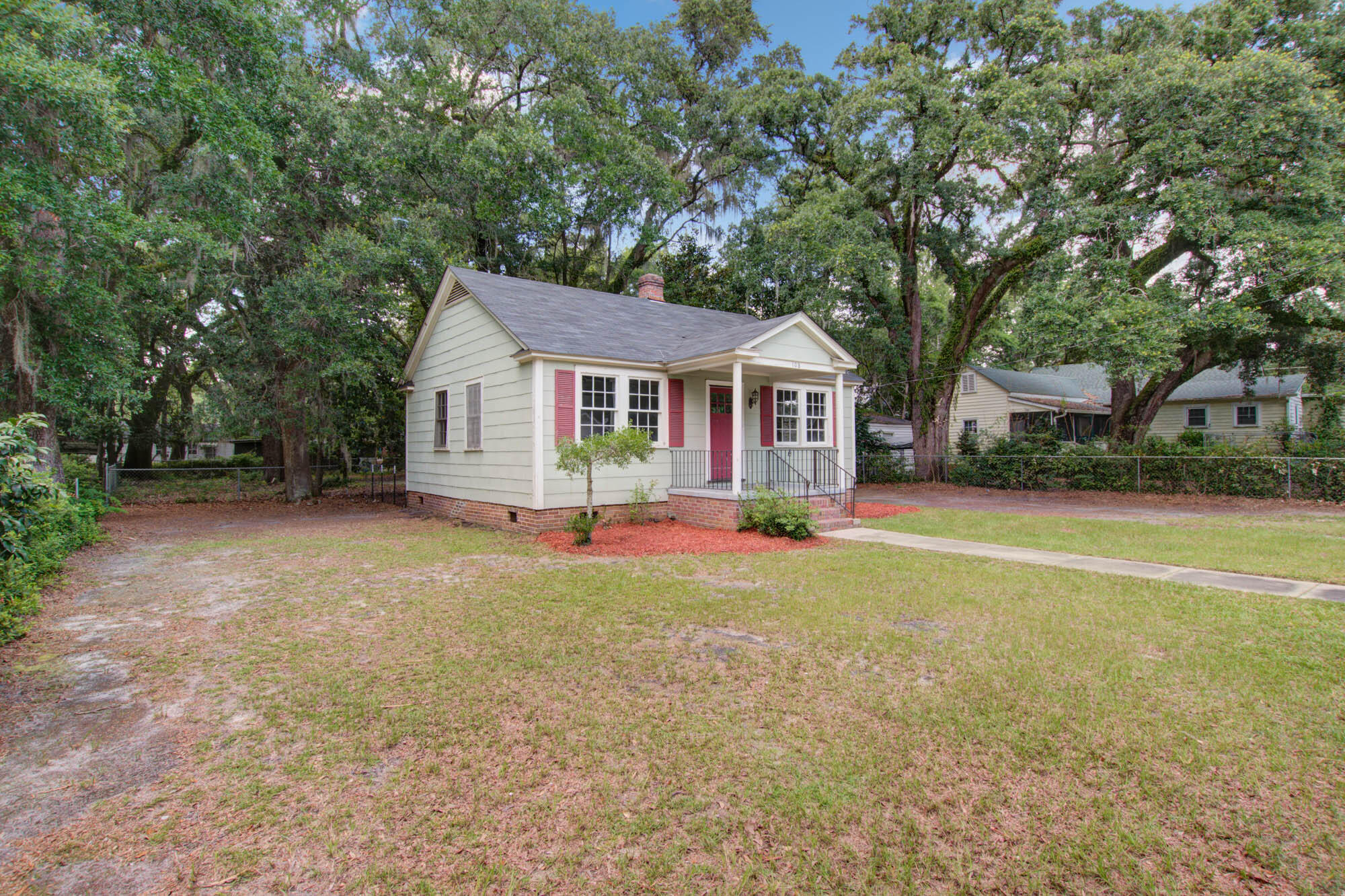 108 Rivers Street Walterboro, SC 29488 - Photo 2 of 17