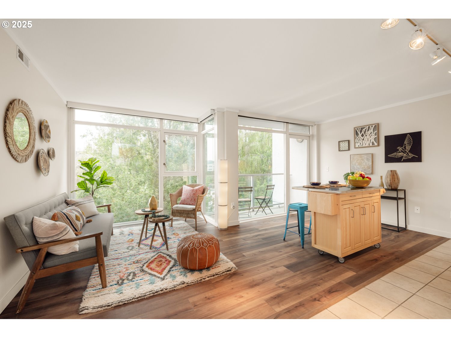 533 Northeast Holladay Street, Unit 601 Portland, OR 97232 - Photo 5 of 25 a living room with furniture and a large window