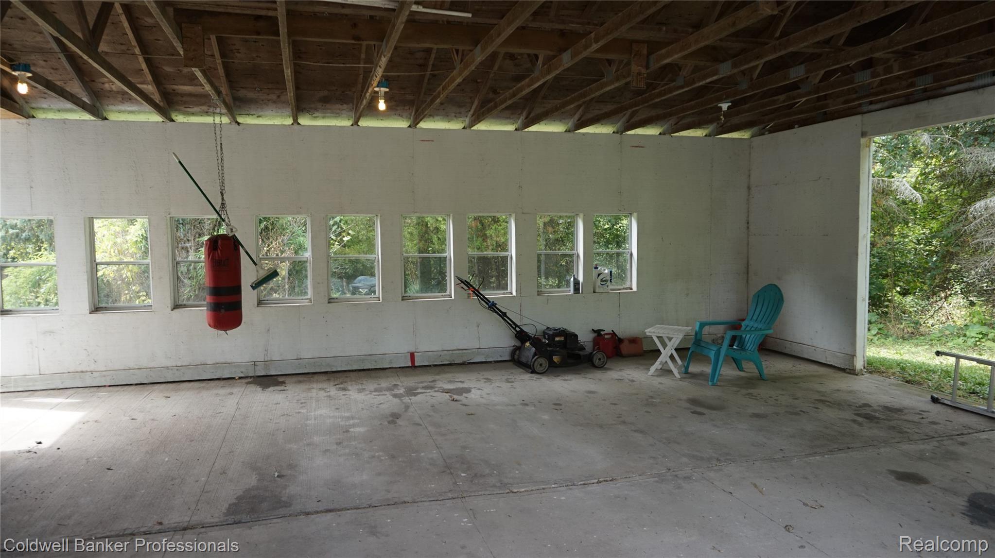 12078 Linden Road Linden, MI 48451 - Photo 26 of 27 DSC01388.JPG
