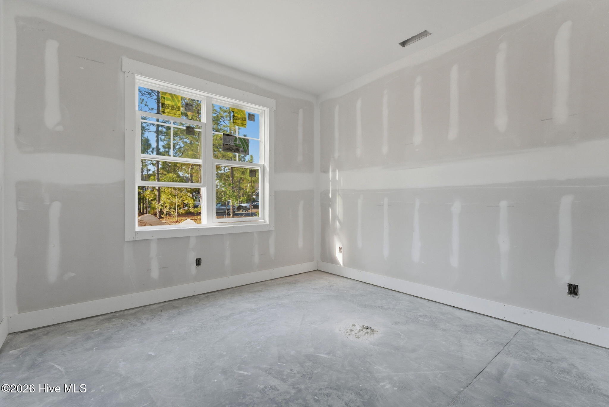 151 Parkwood Court West End, NC 27376 - Photo 4 of 21 151 Parkwood Court - SEVEN LAKES WEST