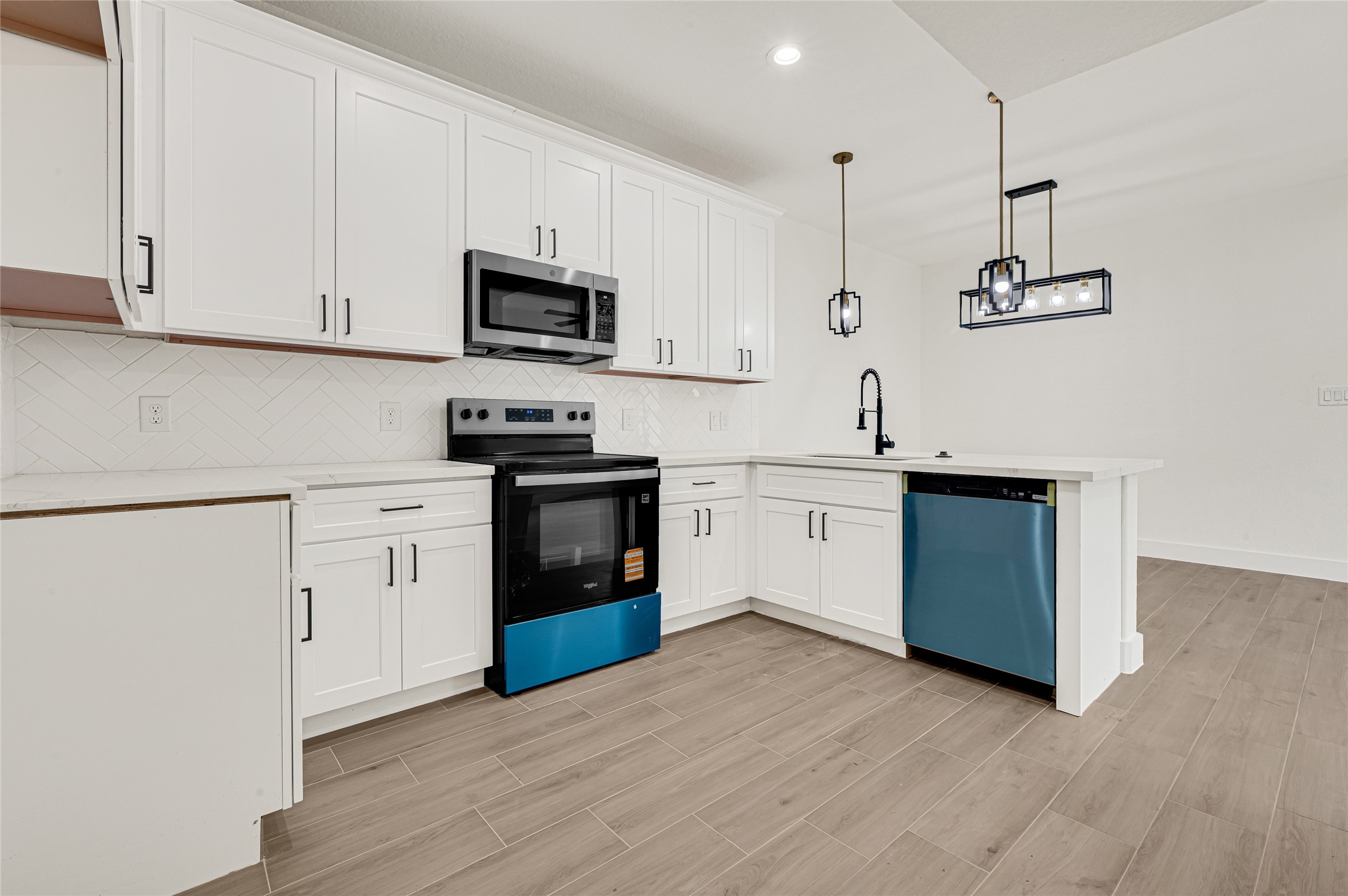 430 Rhode Island Street Houston, TX 77029 - Photo 5 of 29
