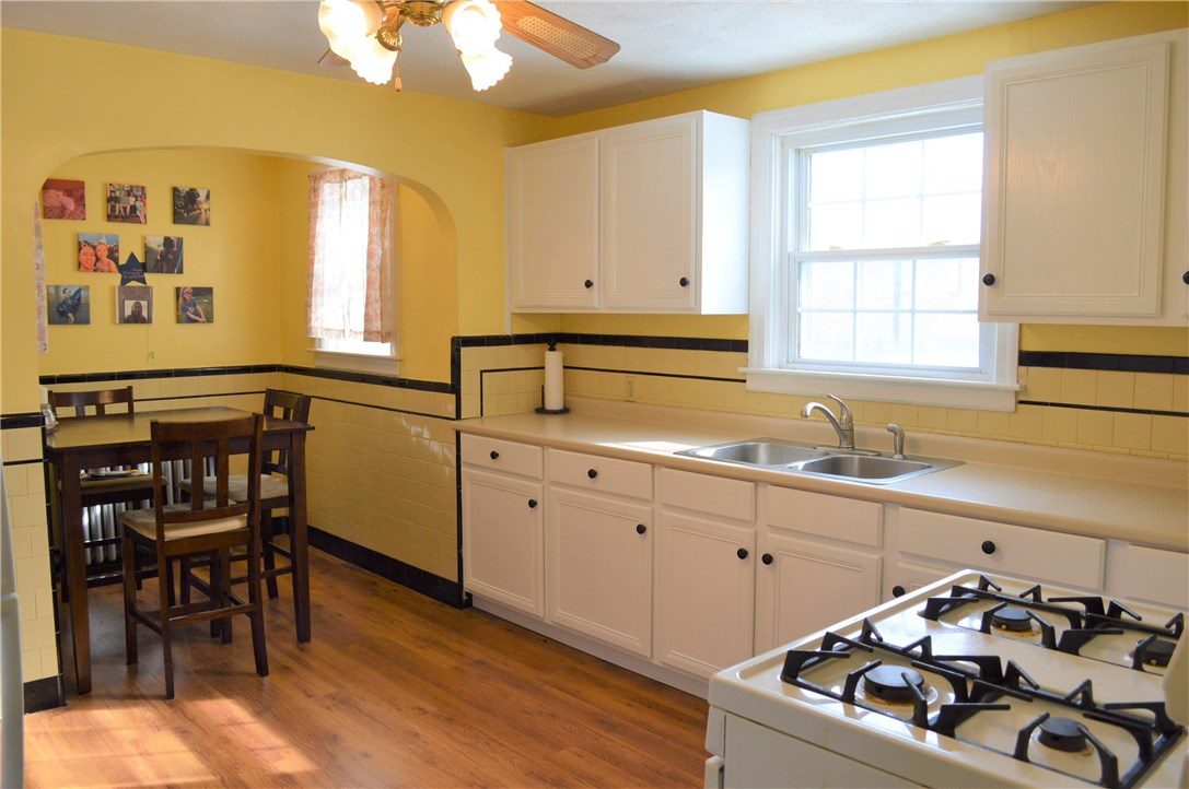 14 Haverford Road Warwick, RI 02886 - Photo 13 of 26 Gallery Image 13