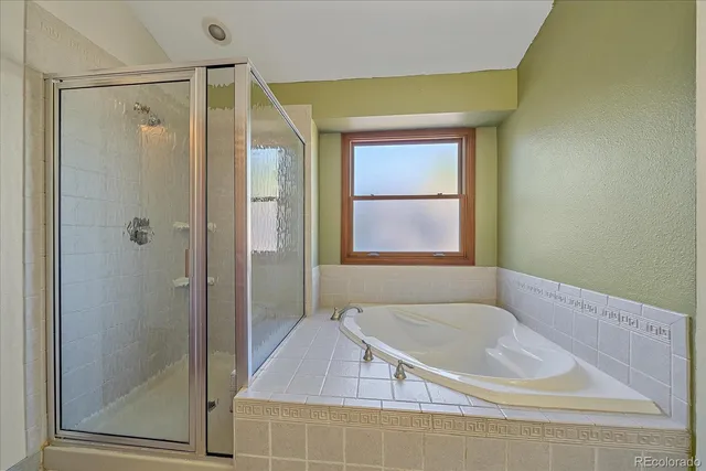 $650,000 | 21064 East Crestline Circle, Centennial, CO 80015