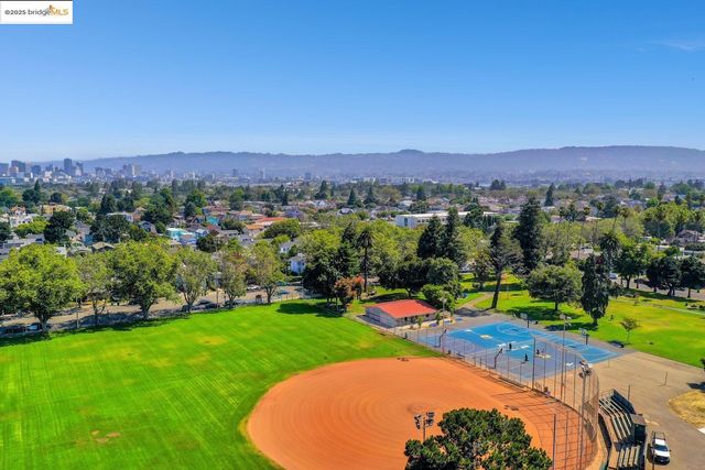 $1,048,800 | 1220 9th Street, Alameda, CA 94501