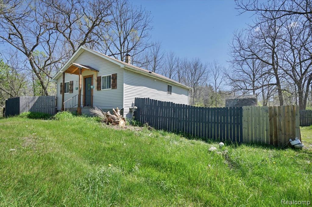 4264 Branch Road Flint, MI 48506 - Photo 18 of 30