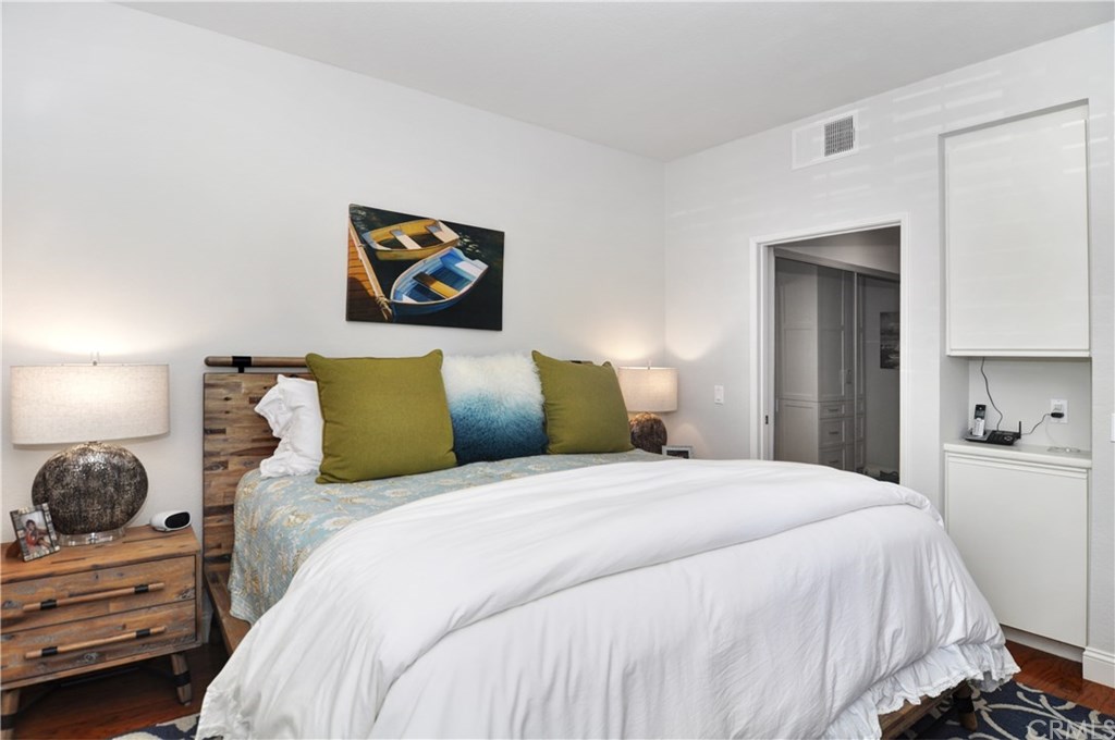 32 Villa Point Drive Newport Beach, CA 92660 - Photo 11 of 19