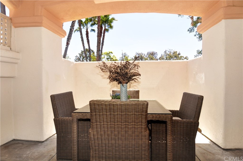 32 Villa Point Drive Newport Beach, CA 92660 - Photo 15 of 19