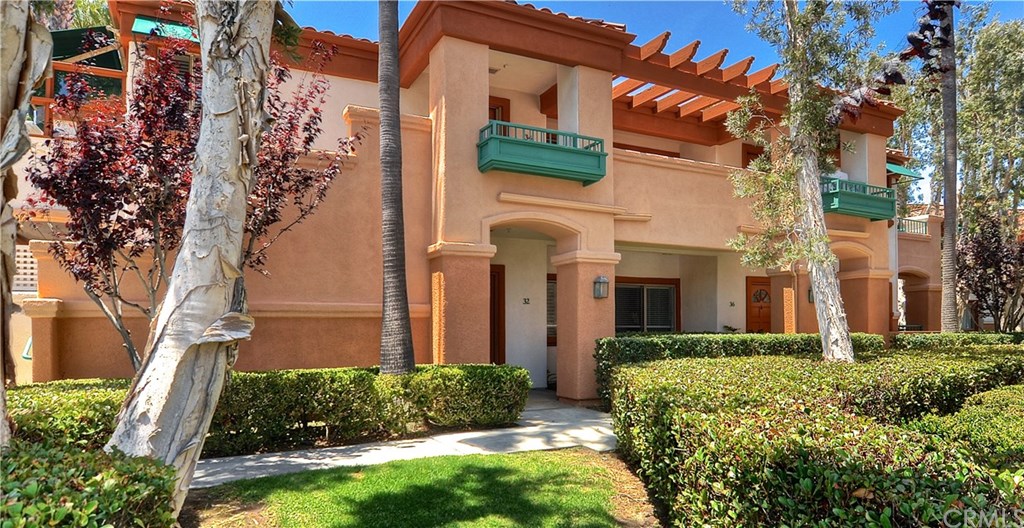 32 Villa Point Drive Newport Beach, CA 92660 - Photo 17 of 19