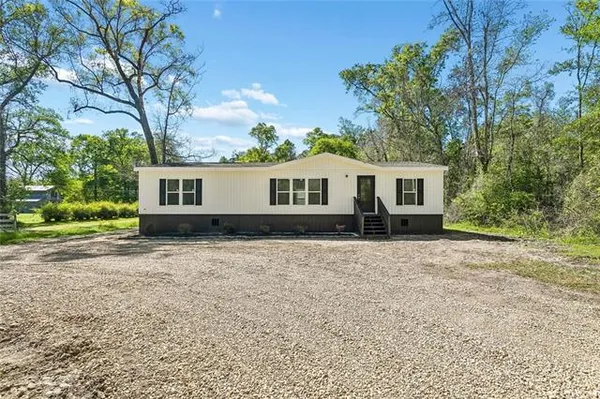 $239,900 | 41653 West Portier Road, Ponchatoula, LA 70454
