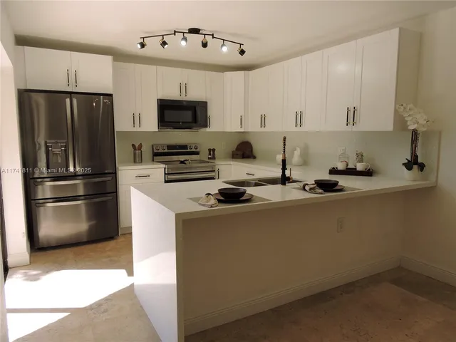 $449,900 | 1316 Southwest 118th Terrace, Unit 1316, Davie, FL 33325