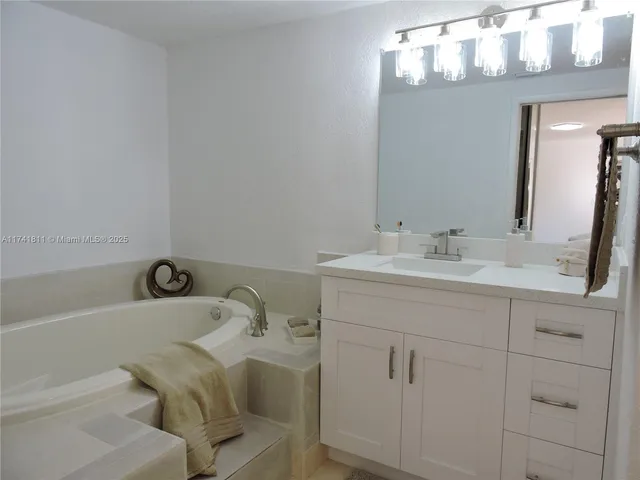 $449,900 | 1316 Southwest 118th Terrace, Unit 1316, Davie, FL 33325