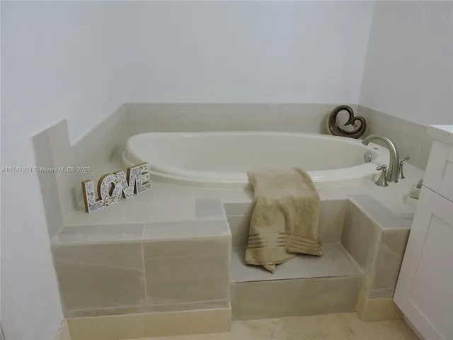 $449,900 | 1316 Southwest 118th Terrace, Unit 1316, Davie, FL 33325