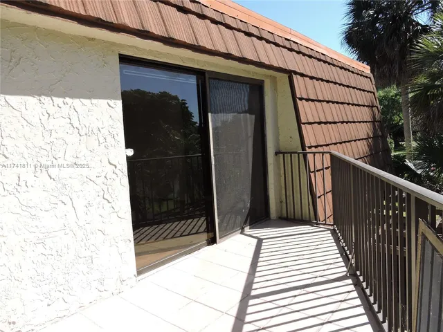 $449,900 | 1316 Southwest 118th Terrace, Unit 1316, Davie, FL 33325