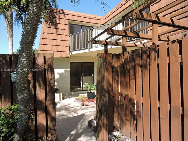 $449,900 | 1316 Southwest 118th Terrace, Unit 1316, Davie, FL 33325