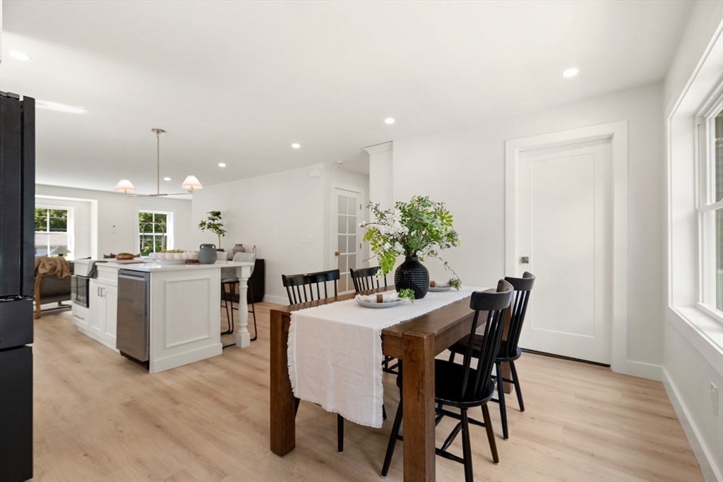 65 Dunstable Road Chelmsford, MA 01863 - Photo 13 of 40 Gallery Image 13