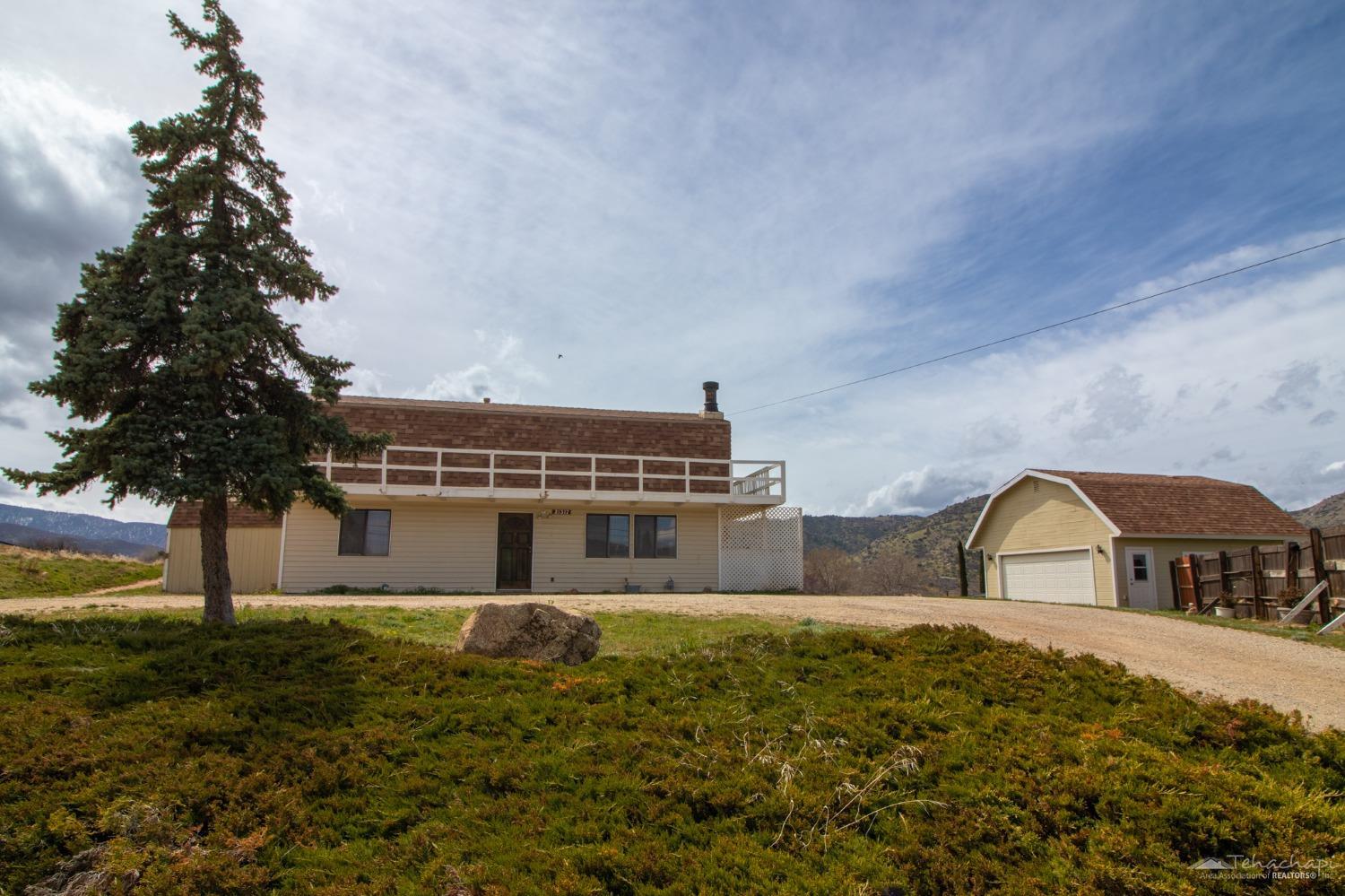21317 Woodford-Tehachapi Road Tehachapi, CA 93561 - Photo 36 of 43 Gallery Image 36