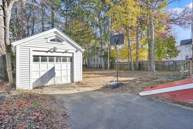 $295,000 | 41 Florida Street, Springfield, MA 01109