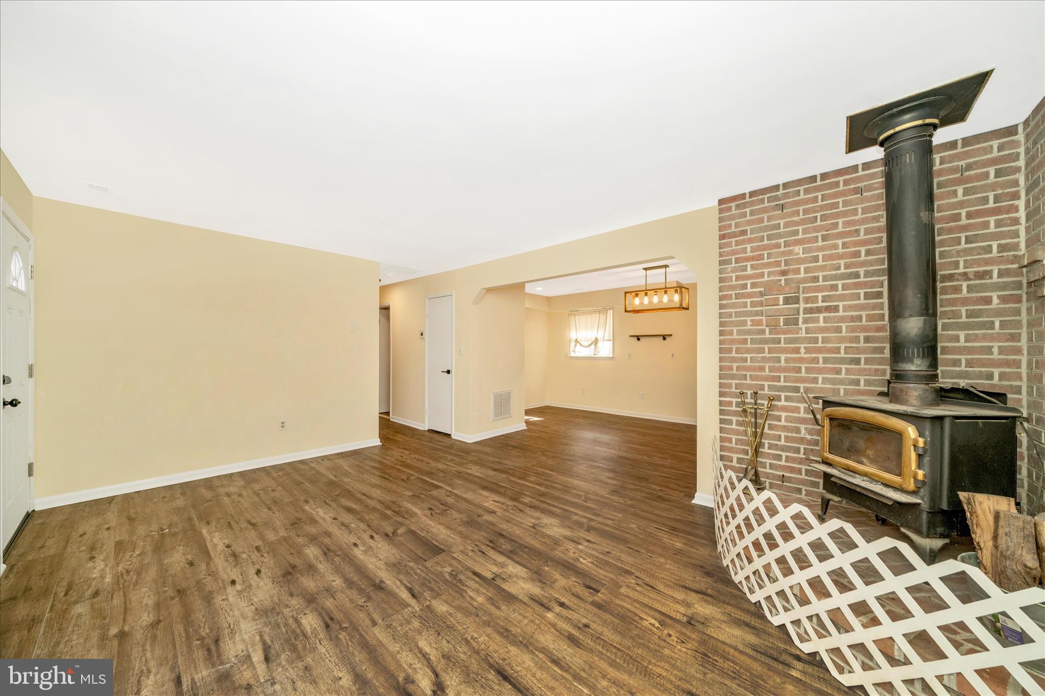 923 Klees Mill Road Westminster, MD 21157 - Photo 5 of 52 a view of empty room with wooden floor