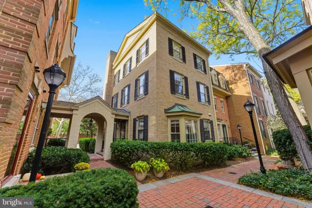 $1,495,000 | 4354 Westover Place Northwest, Washington, DC 20016
