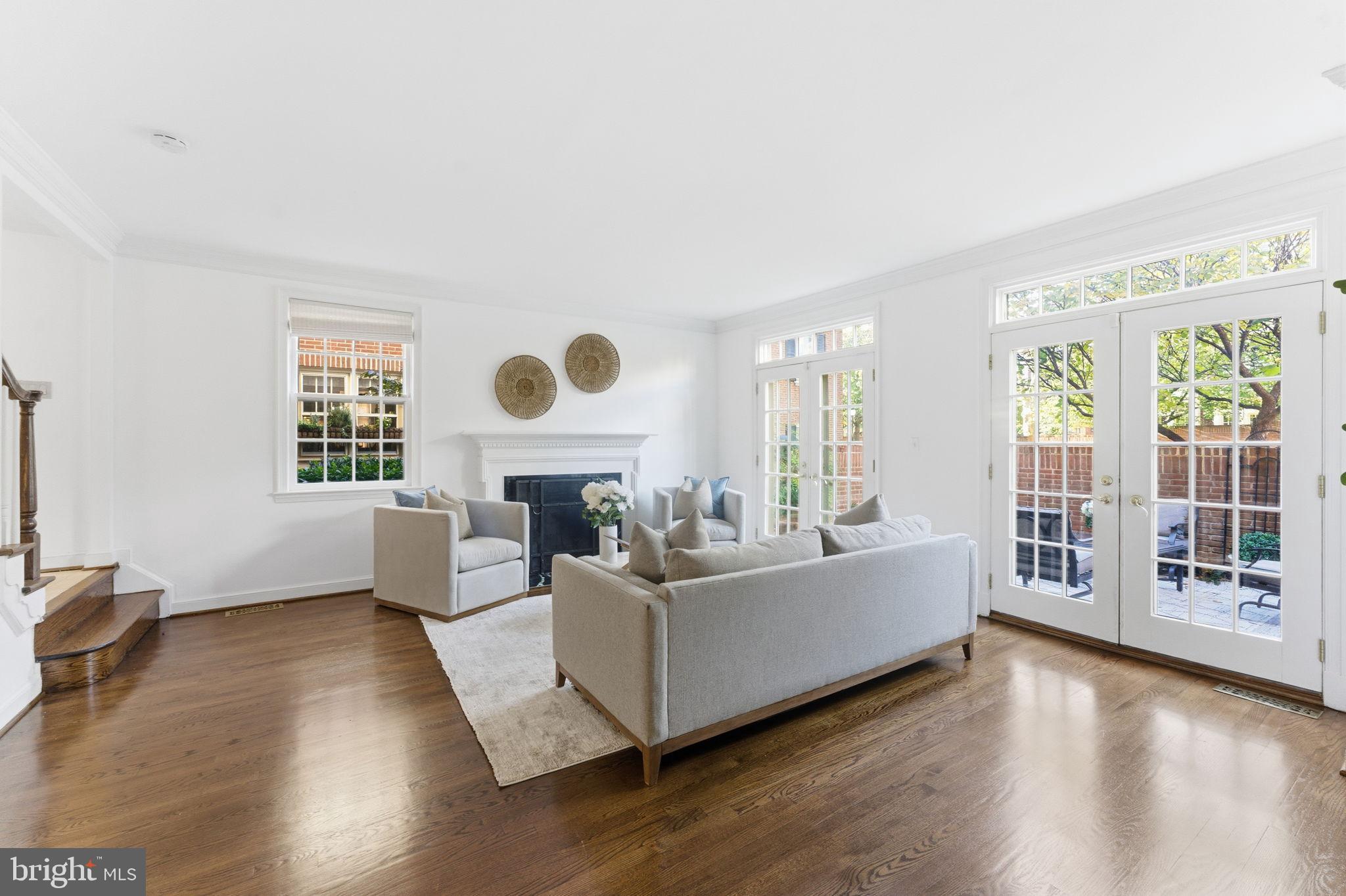4354 Westover Place Northwest Washington, DC 20016 - Photo 11 of 63 a living room with furniture and large windows