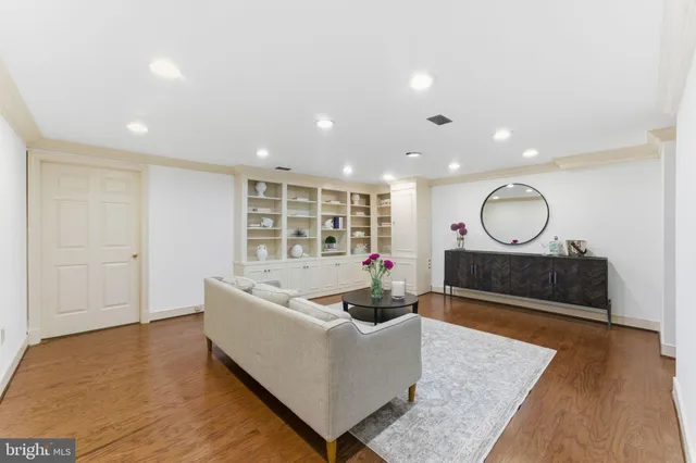 $1,495,000 | 4354 Westover Place Northwest, Washington, DC 20016