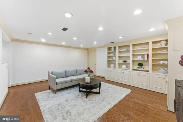 $1,495,000 | 4354 Westover Place Northwest, Washington, DC 20016