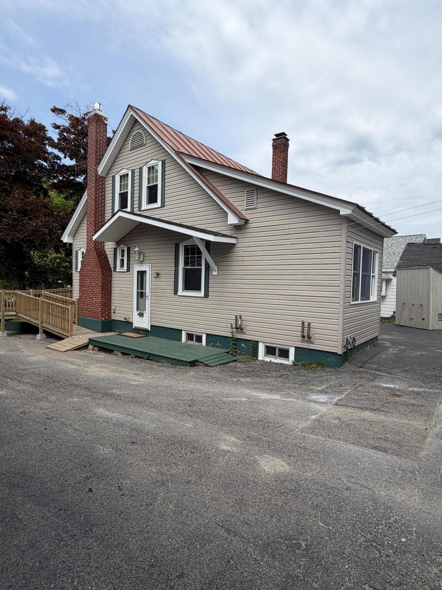 29 Somerset Street Millinocket, ME 04462 - Photo 3 of 38 mcnally 2