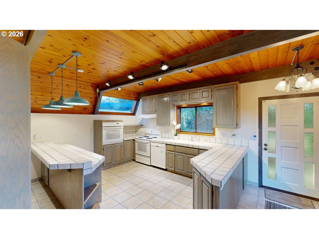 17717 Rainbow Rock Road Brookings, OR 97415 - Photo 3 of 32 Kitchen