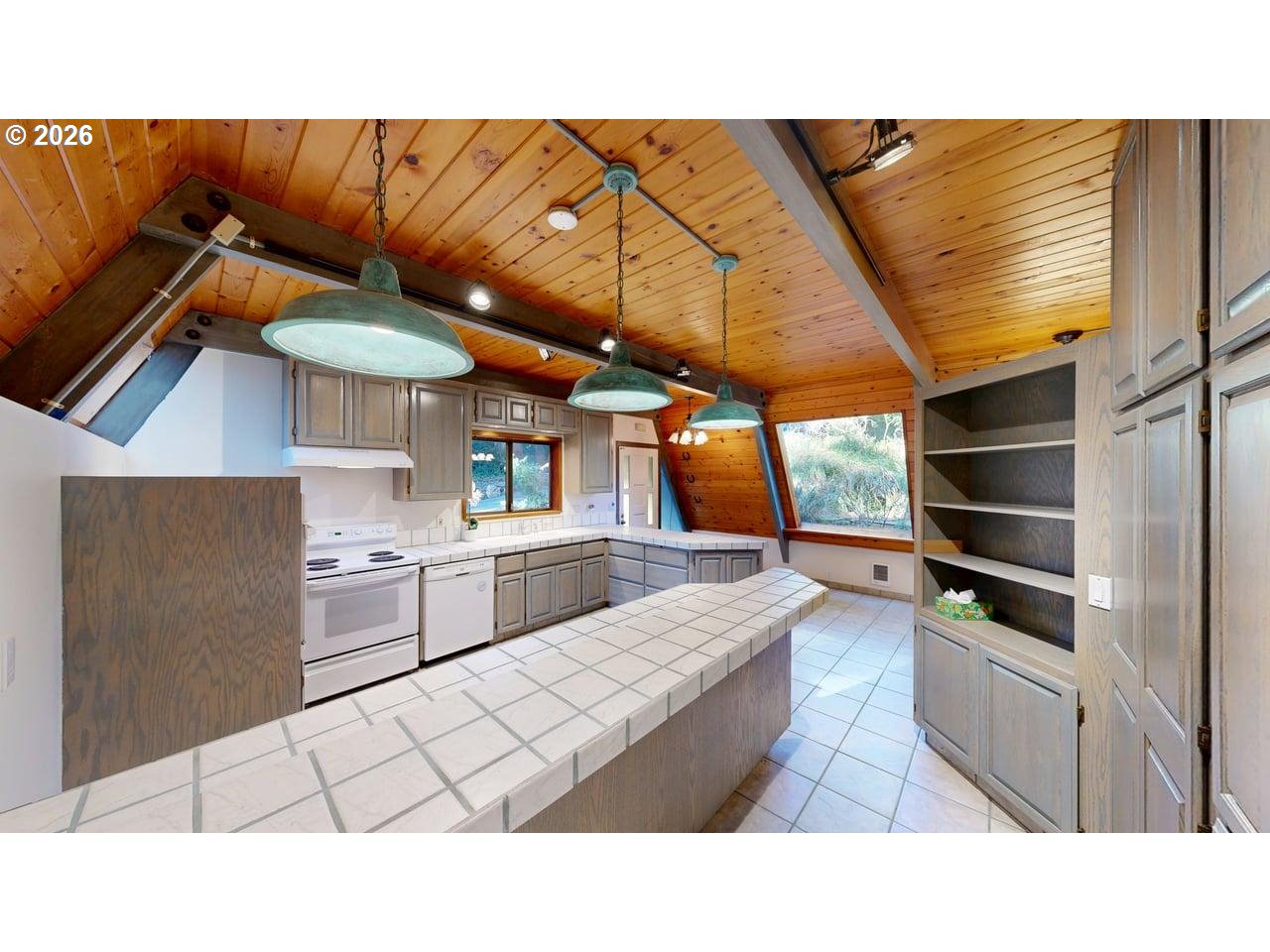 17717 Rainbow Rock Road Brookings, OR 97415 - Photo 4 of 32 Kitchen