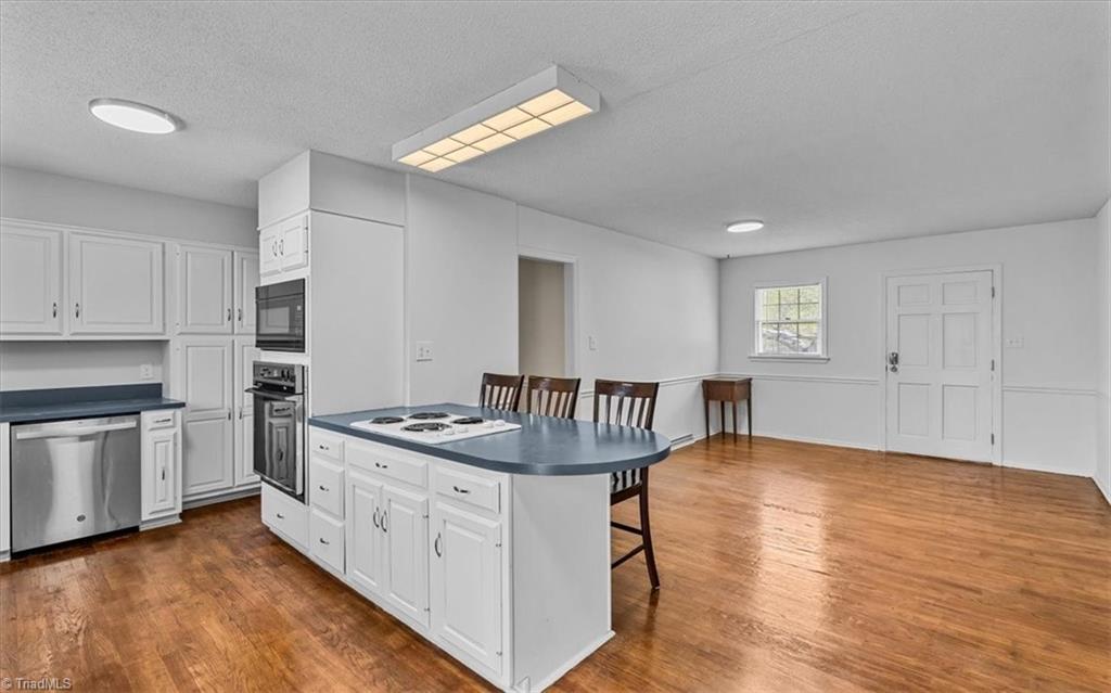 5334 Sherrie Drive High Point, NC 27263 - Photo 11 of 36