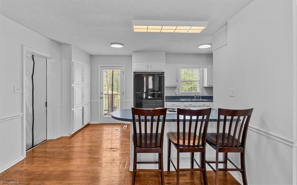 5334 Sherrie Drive High Point, NC 27263 - Photo 7 of 36